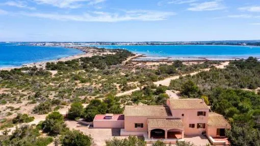 Charming mansion in the natural park with tourist licence Charming mansion in the natural park with tourist licence